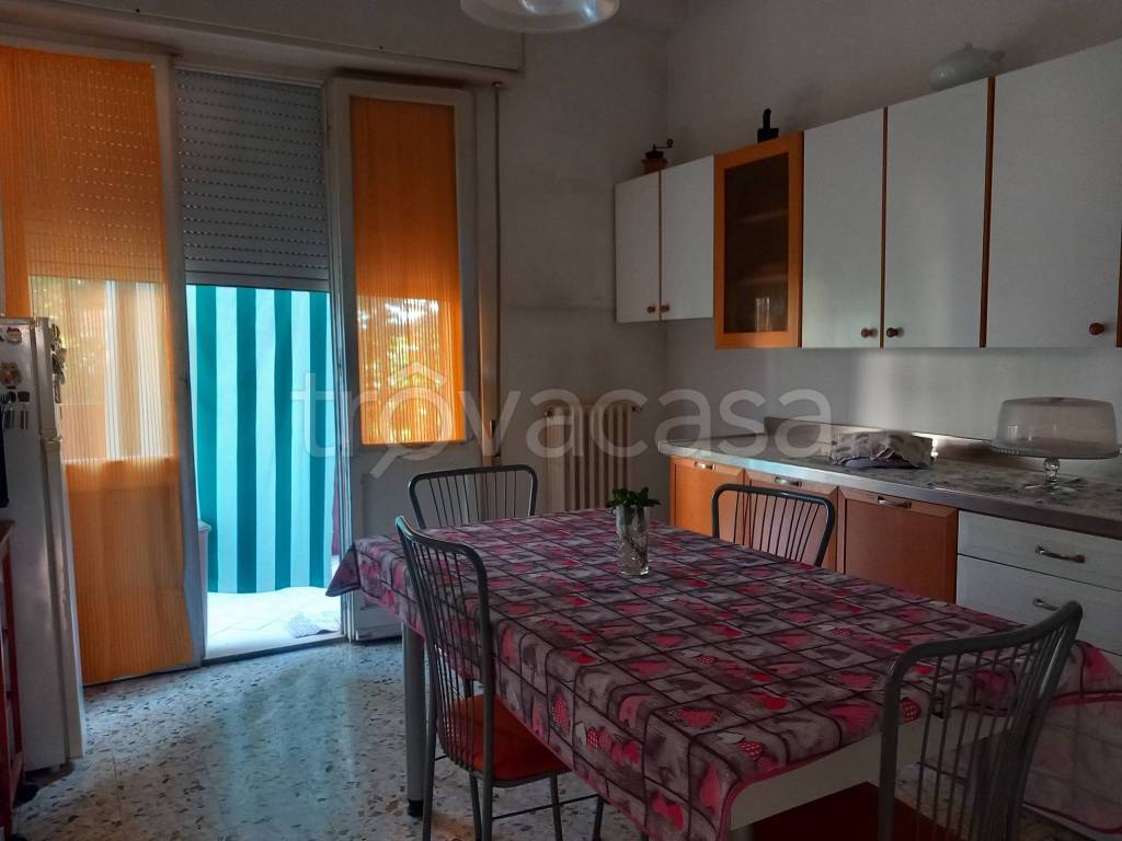 appartamento in vendita a Pesaro in zona Loreto