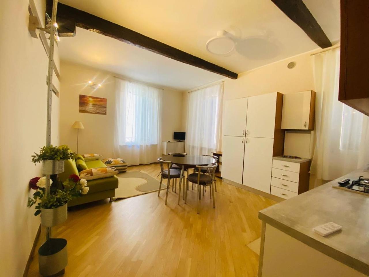 appartamento in vendita a Pesaro in zona Centro Città