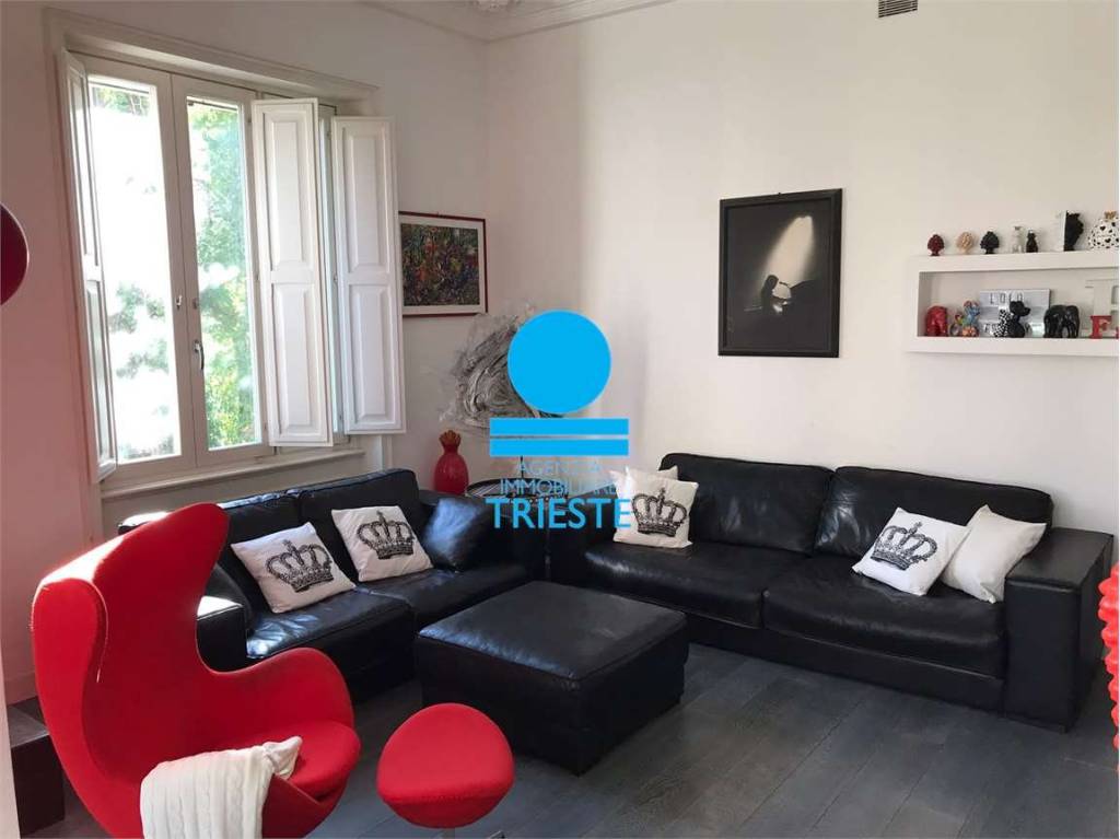 casa indipendente in vendita a Pesaro