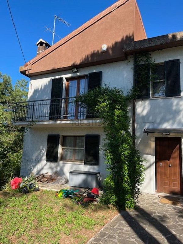 casa indipendente in vendita a Pesaro