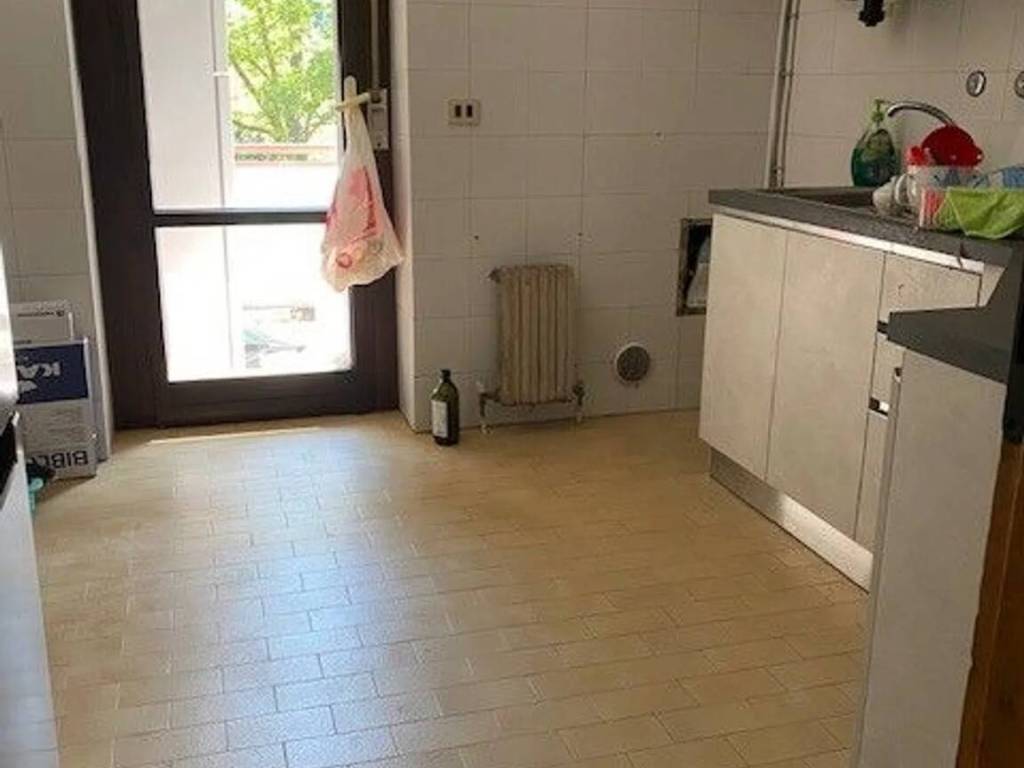 appartamento in vendita a Pesaro in zona Santa Veneranda