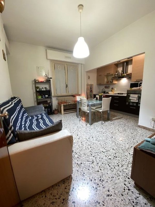 casa indipendente in vendita a Pesaro