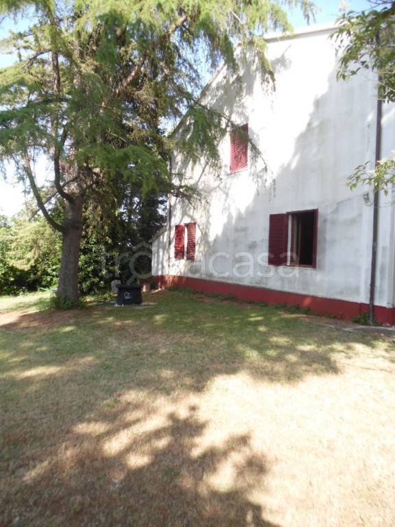 casa indipendente in vendita a Pesaro in zona Villa Ceccolini