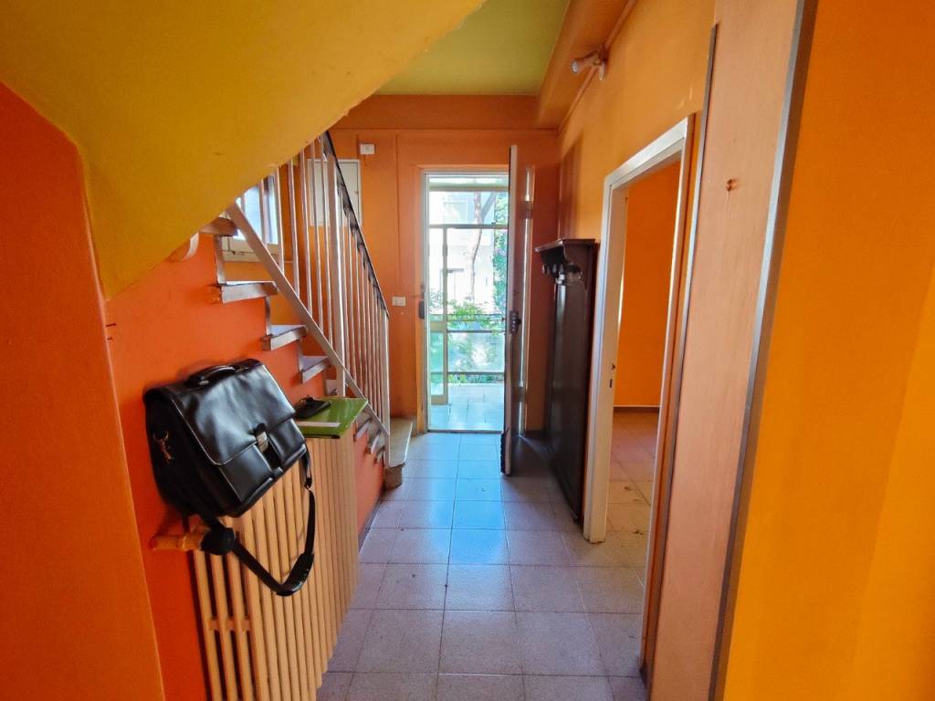 casa indipendente in vendita a Pesaro in zona Santa Veneranda