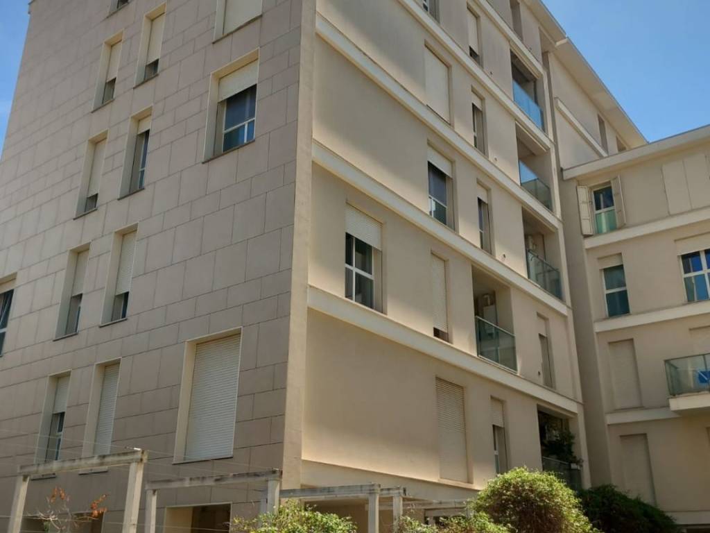 appartamento in vendita a Pesaro in zona Mare