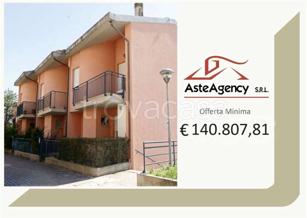 casa indipendente in vendita a Pesaro in zona Candelara