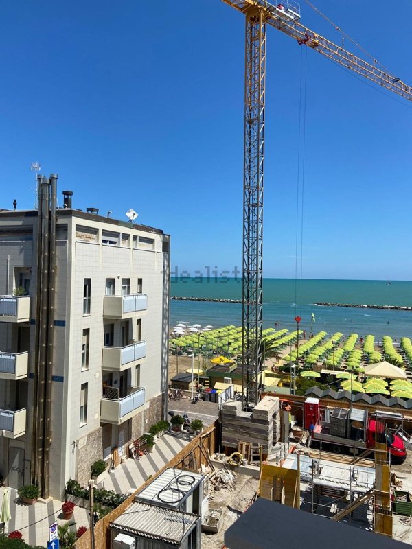 appartamento in vendita a Pesaro in zona Mare