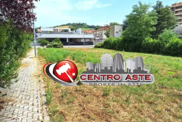 terreno edificabile in vendita a Pesaro in zona Cattabrighe