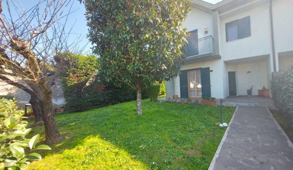 appartamento in vendita a Pesaro in zona Villa Fastiggi