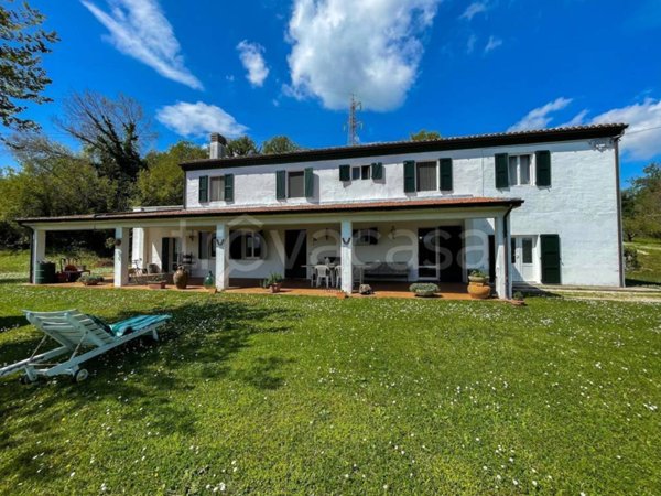 casa indipendente in vendita a Pesaro in zona Candelara