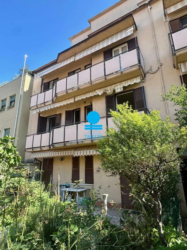 appartamento in vendita a Pesaro in zona Centro Città