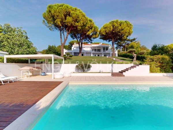 casa indipendente in vendita a Pesaro in zona Montegranaro