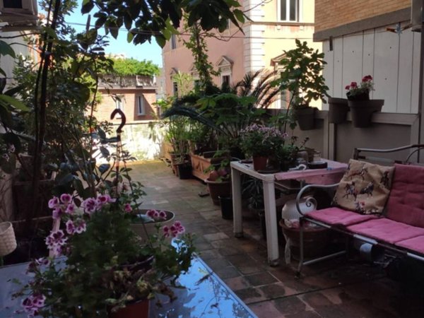 appartamento in vendita a Pesaro in zona Centro Città