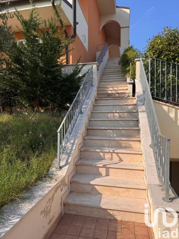 appartamento in vendita a Pesaro in zona Mare