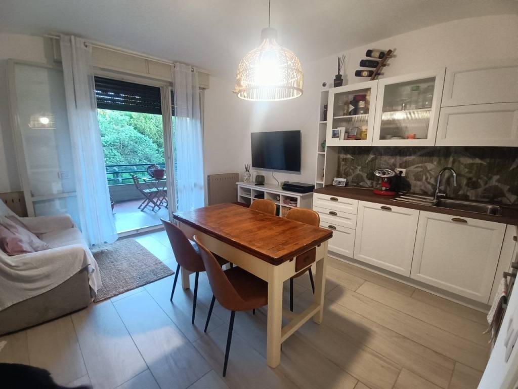 appartamento in vendita a Pesaro in zona Santa Veneranda