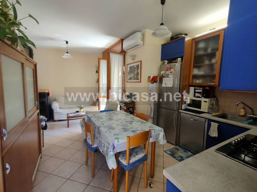 appartamento in vendita a Pesaro in zona Monteciccardo