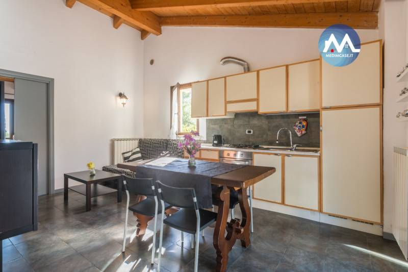 appartamento in vendita a Pesaro in zona Monteciccardo