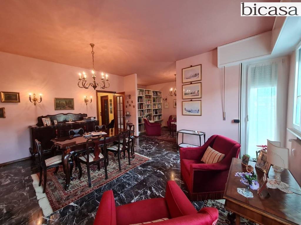 appartamento in vendita a Pesaro in zona Montegranaro