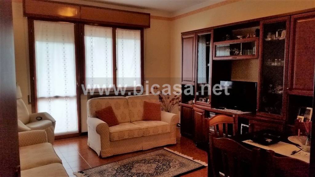 appartamento in vendita a Pesaro in zona Novilara