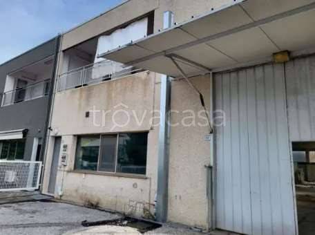casa indipendente in vendita a Pesaro in zona Villa Fastiggi