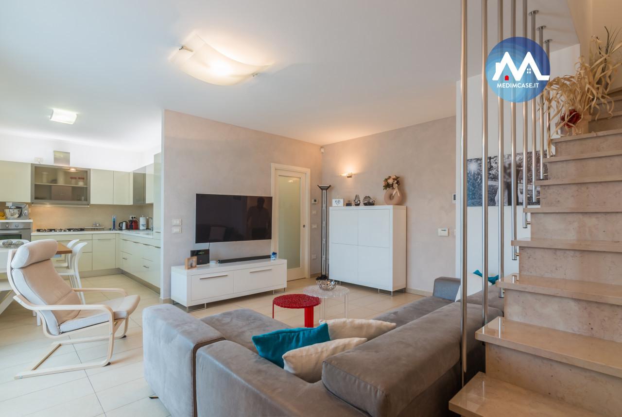 appartamento in vendita a Pesaro in zona Santa Veneranda