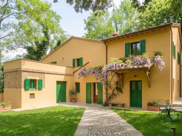 casale in vendita a Pesaro in zona Tresole