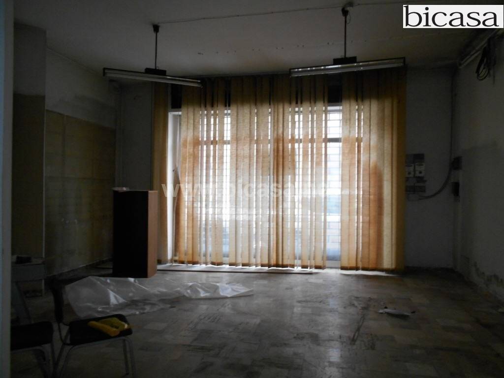 negozio in vendita a Pesaro