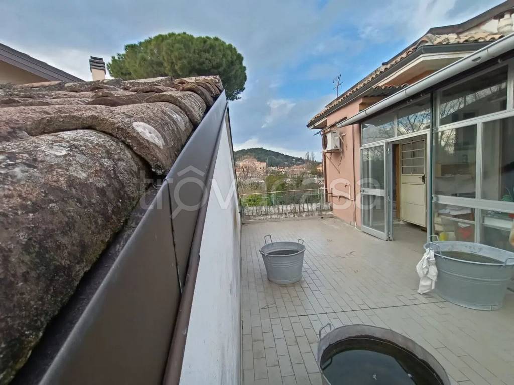 casa indipendente in vendita a Pesaro in zona Baia Flaminia