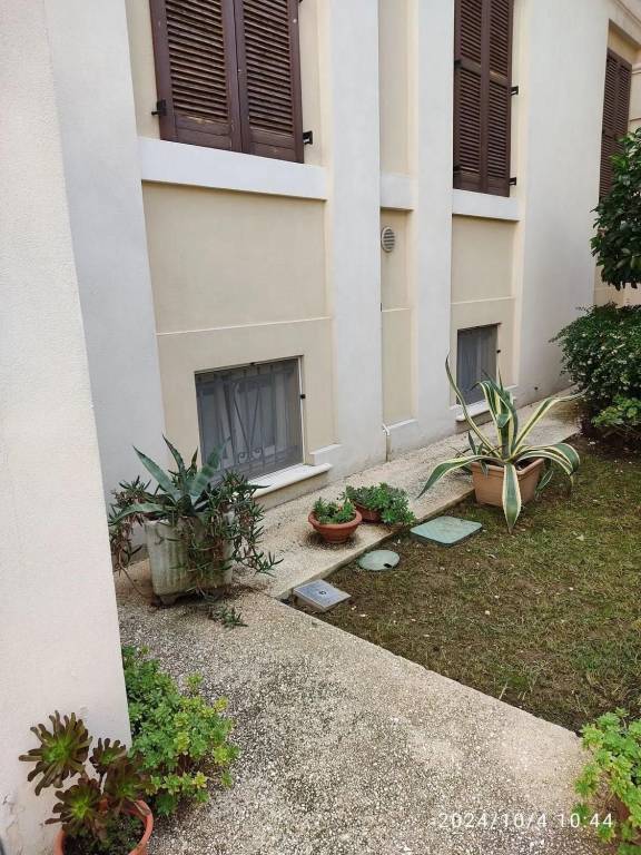 appartamento in vendita a Pesaro in zona Centro Città