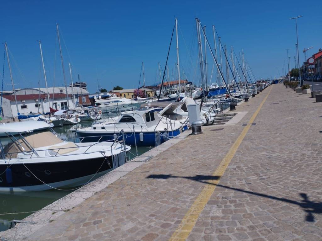 appartamento in vendita a Pesaro in zona Porto