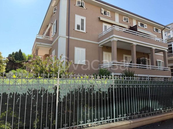 appartamento in vendita a Pesaro in zona Mare