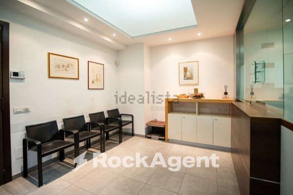 appartamento in vendita a Pesaro in zona Centro Città