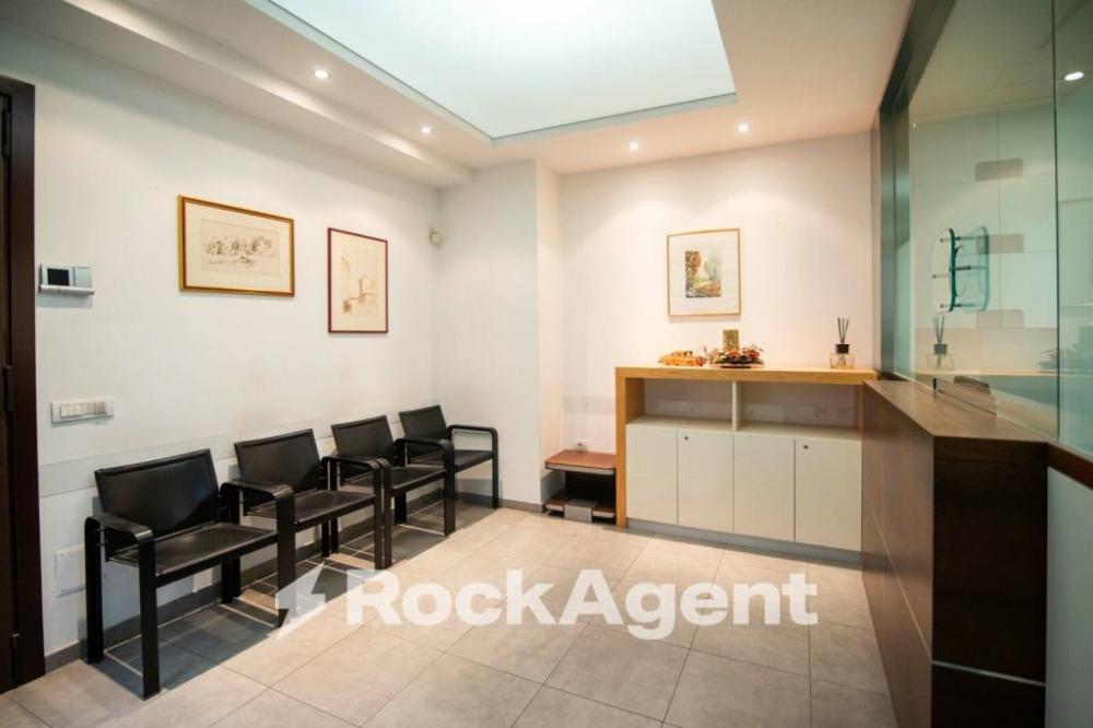 appartamento in vendita a Pesaro in zona Mare