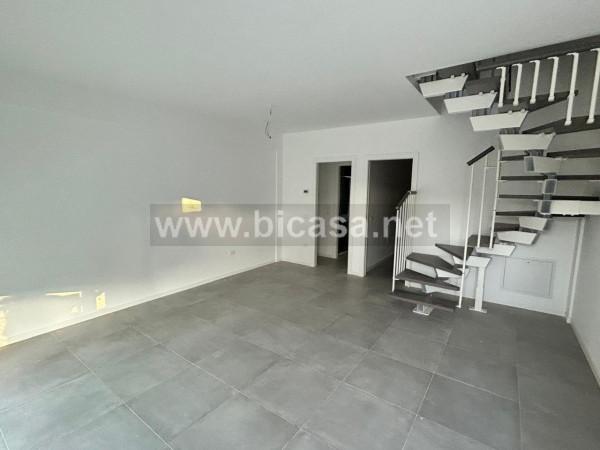 casa indipendente in vendita a Pesaro in zona Vismara