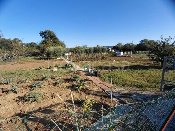 casa indipendente in vendita a Pesaro in zona Villa Fastiggi