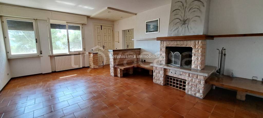 appartamento in vendita a Pesaro in zona Borgo Santa Maria