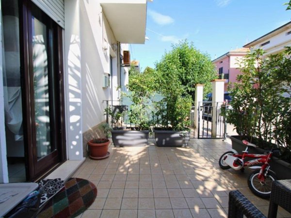 appartamento in vendita a Pesaro in zona Santa Veneranda