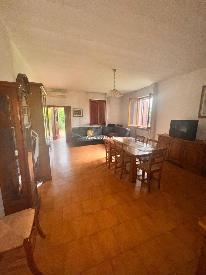 casa indipendente in vendita a Pesaro in zona Ginestreto