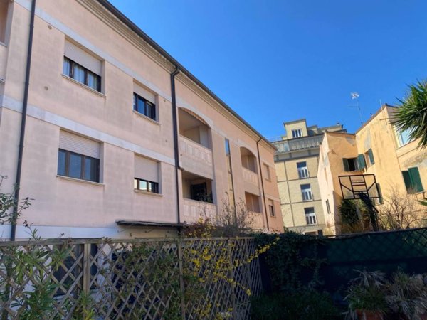 appartamento in vendita a Pesaro in zona Centro Città