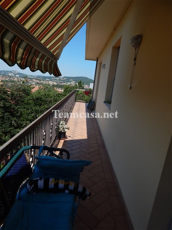 appartamento in vendita a Pesaro in zona Mare