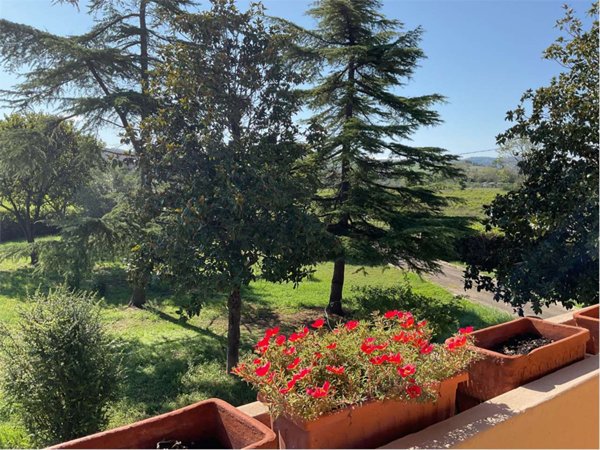 casa indipendente in vendita a Pesaro in zona Centro Città