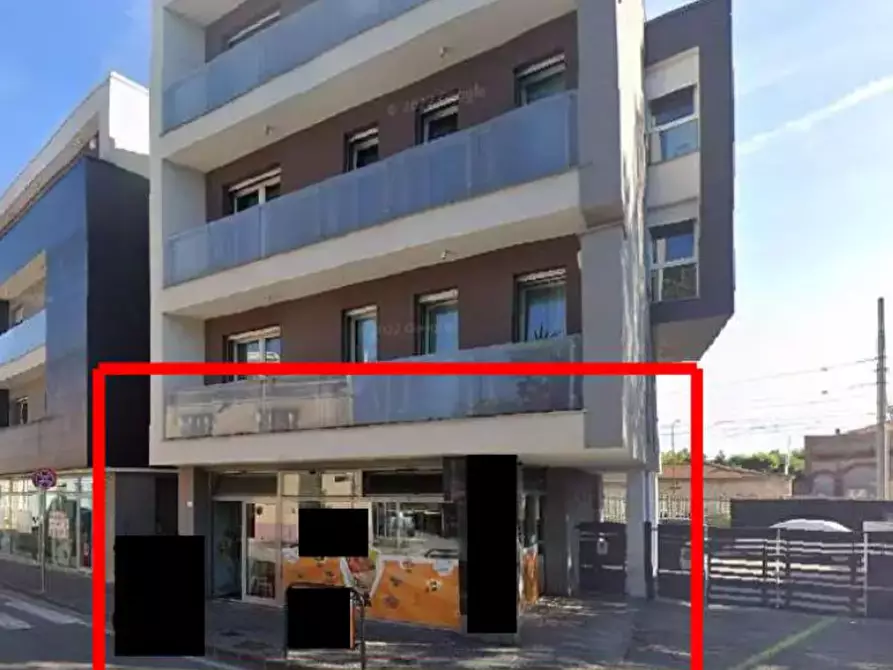 negozio in vendita a Pesaro