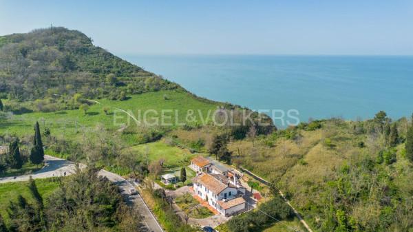 casa indipendente in vendita a Pesaro in zona Mare