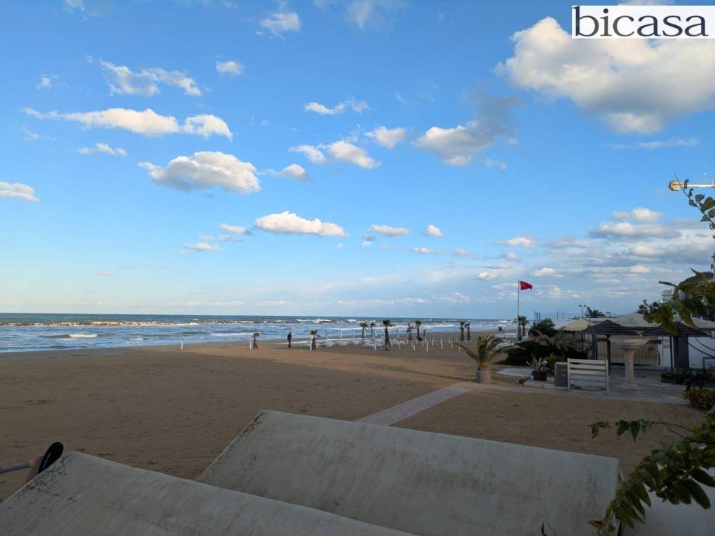 appartamento in vendita a Pesaro in zona Santa Veneranda