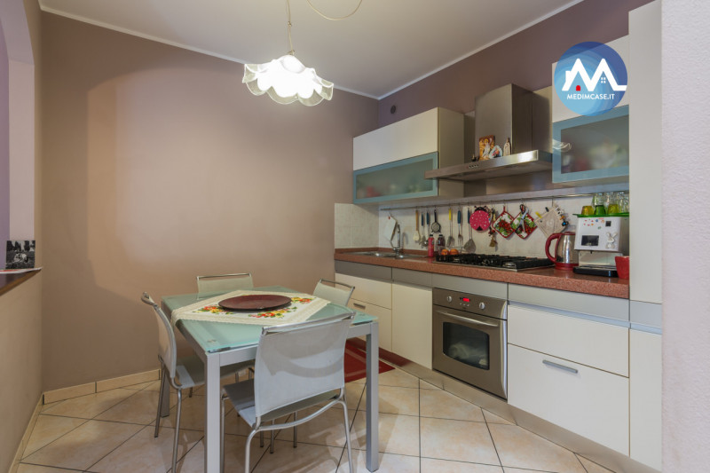 appartamento in vendita a Pesaro in zona Centro Città