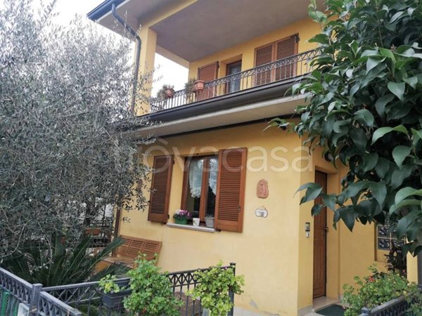 casa indipendente in vendita a Pesaro in zona Pantano