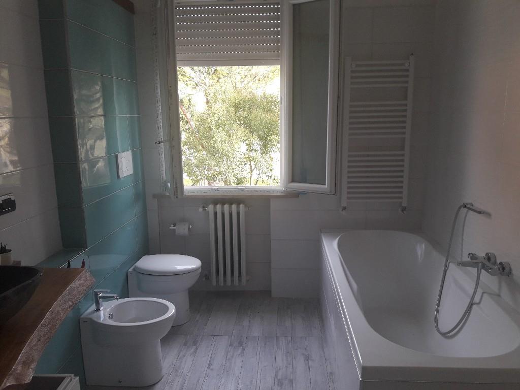 appartamento in vendita a Pesaro in zona Centro Città