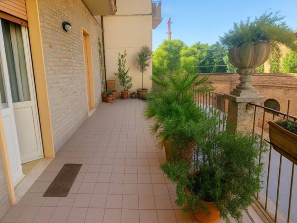 appartamento in vendita a Pesaro in zona Centro Città