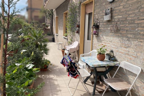 appartamento in vendita a Pesaro in zona Centro Città