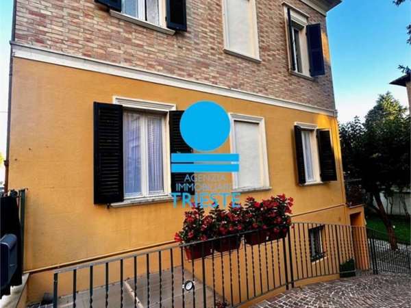 casa indipendente in vendita a Pesaro in zona Centro Città